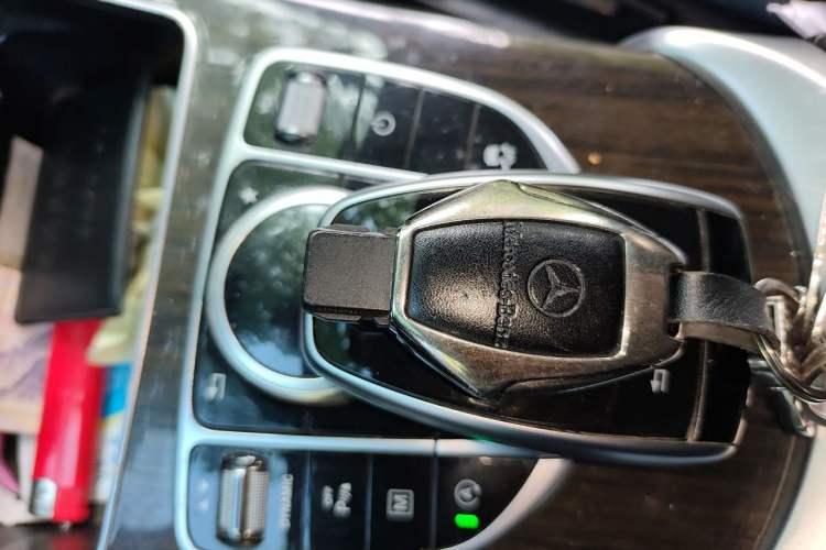 Used Mercedes-Benz GLC 2016 GLC 260 4MATIC Dynamic Edition Vehicle Key