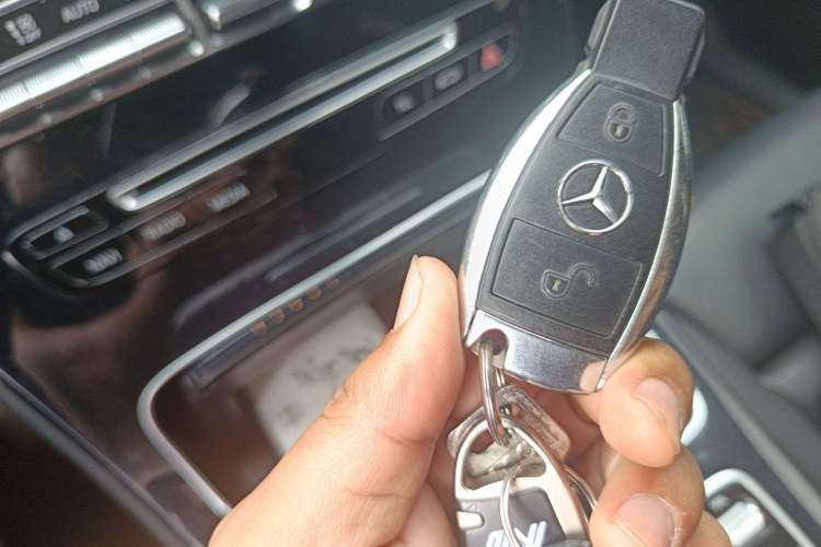 Used Mercedes-Benz GLC 2016 GLC 200 4MATIC Vehicle Key