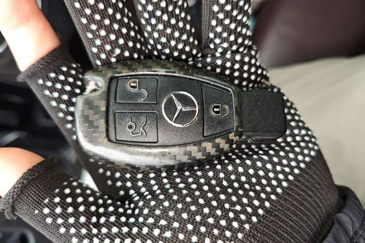Used Mercedes-Benz GLC 2016 GLC 300 4MATIC Dynamic Model Vehicle Key