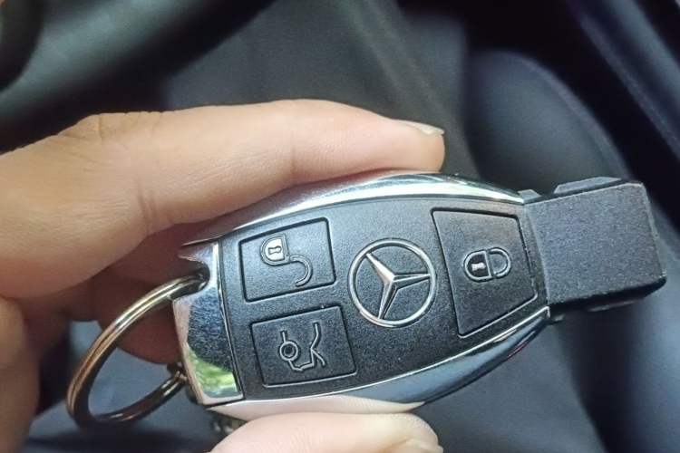 Used Mercedes-Benz GLC 2016 GLC 260 4MATIC Dynamic Edition Vehicle Key