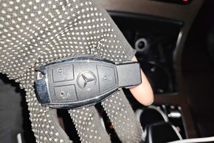 Used Mercedes-Benz GLC 2016 GLC 300 4MATIC Dynamic Model Vehicle Key