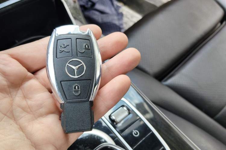 Used Mercedes-Benz GLC 2016 GLC 260 4MATIC Dynamic Edition Vehicle Key