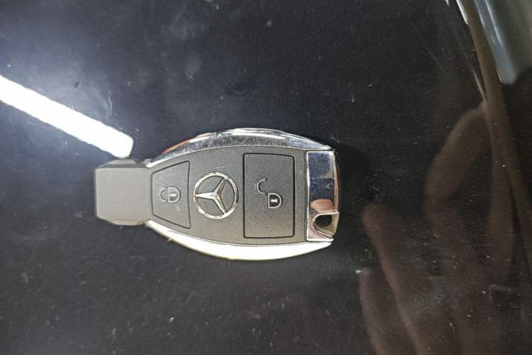 Used Mercedes-Benz GLC 2016 GLC 200 4MATIC Vehicle Key