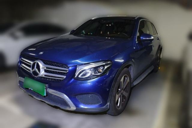 Ojetý Mercedes-Benz GLC 2016 GLC 260 4MATIC Luxury Model