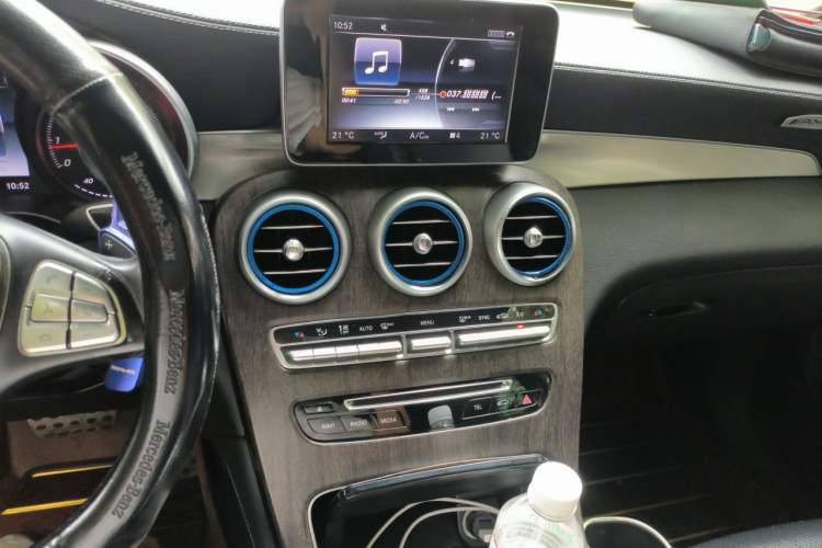Used Mercedes-Benz GLC 2016 GLC 200 4MATIC Audio And AC Panel