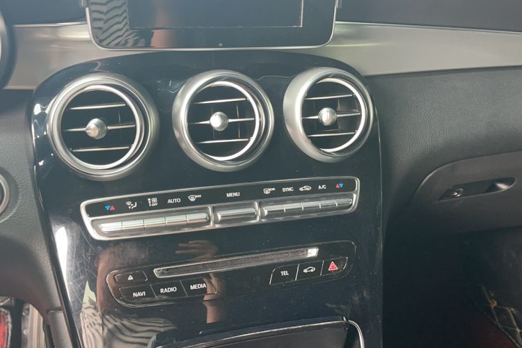 Used Mercedes-Benz GLC 2016 GLC 200 4MATIC Audio And AC Panel