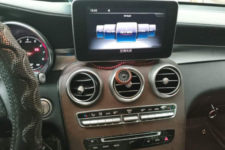 Used Mercedes-Benz GLC 2016 GLC 300 4MATIC Luxury Model Audio And AC Panel