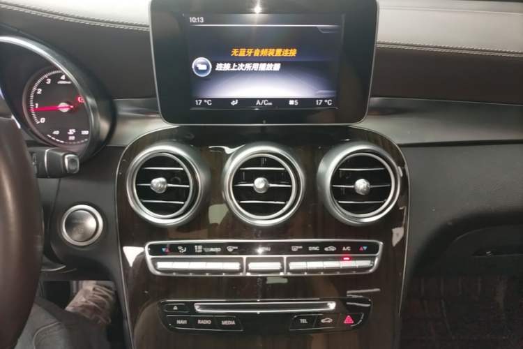Used Mercedes-Benz GLC 2016 GLC 260 4MATIC Luxury Model Audio And AC Panel