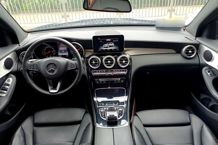Used Mercedes-Benz GLC 2016 GLC 200 4MATIC Center Console