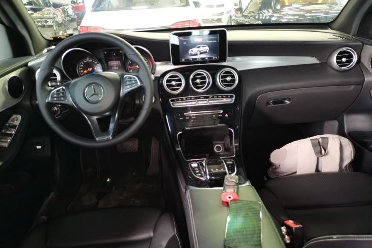 Used Mercedes-Benz GLC 2016 GLC 200 4MATIC Center Console