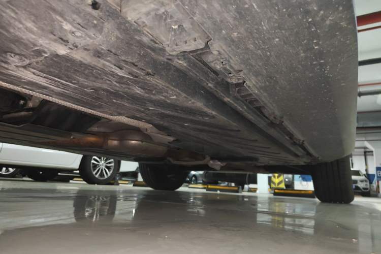 Used Mercedes-Benz GLC 2016 GLC 260 4MATIC Luxury Model Chassis Front Left