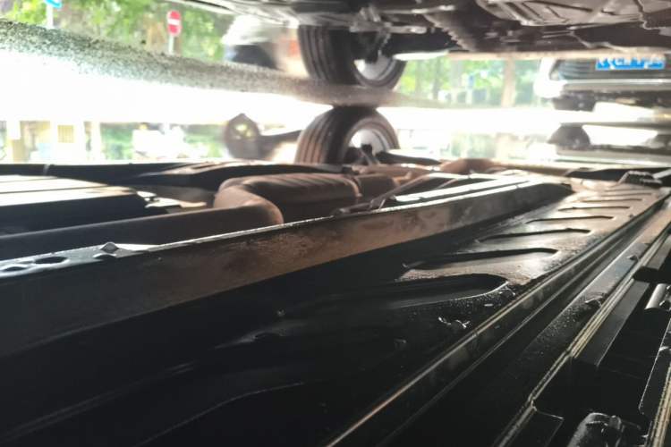 Used Mercedes-Benz GLC 2016 GLC 300 4MATIC Luxury Model Chassis Front Right