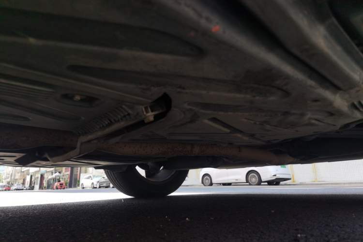 Used Mercedes-Benz GLC 2016 GLC 300 4MATIC Dynamic Model Chassis Rear Left