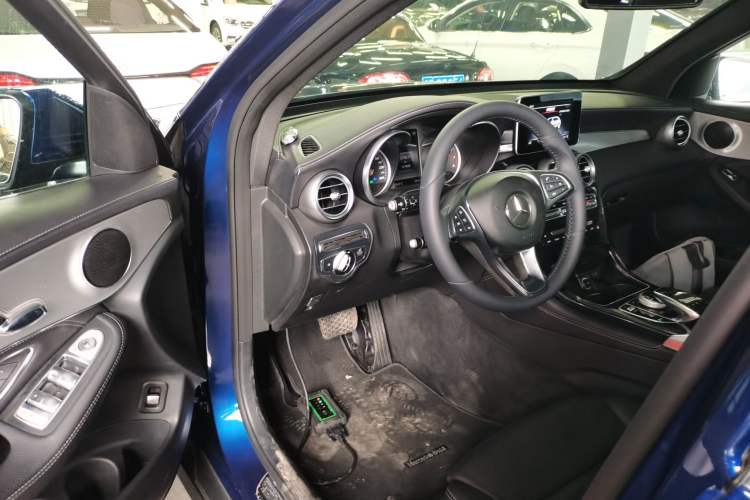 Used Mercedes-Benz GLC 2016 GLC 200 4MATIC Driver Seat