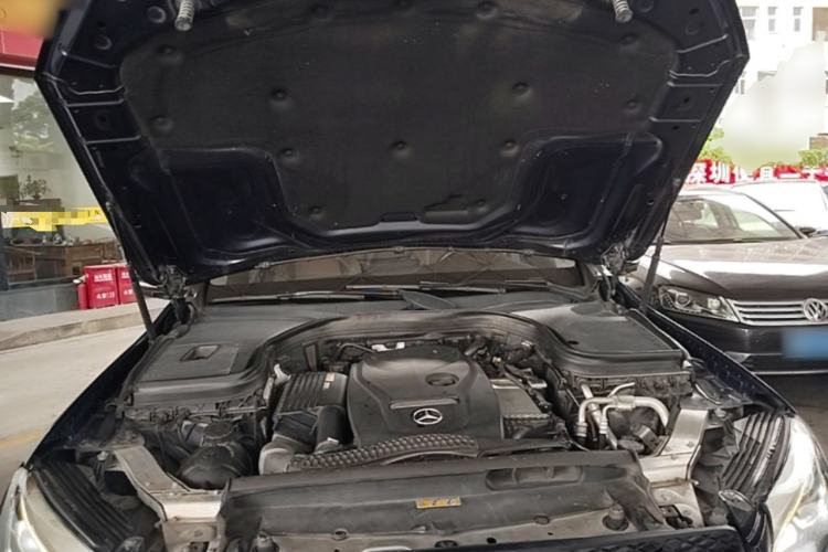Used Mercedes-Benz GLC 2016 GLC 260 4MATIC Dynamic Edition Engine Bay