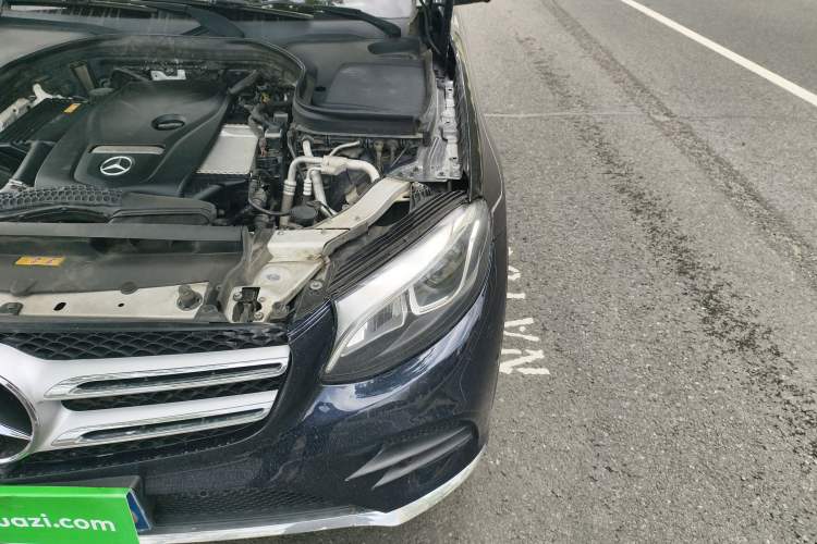 Used Mercedes-Benz GLC 2016 GLC 260 4MATIC Luxury Model Engine Bay Left