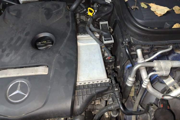 Used Mercedes-Benz GLC 2016 GLC 260 4MATIC Luxury Model Engine Bay Left