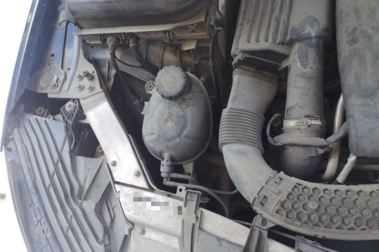 Used Mercedes-Benz GLC 2016 GLC 300 4MATIC Dynamic Model Engine Bay Right