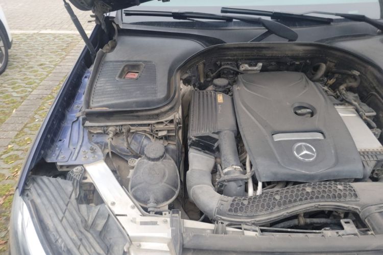 Used Mercedes-Benz GLC 2016 GLC 260 4MATIC Luxury Model Engine Bay Right