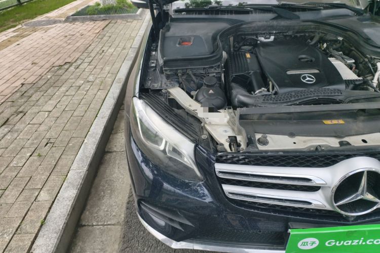 Used Mercedes-Benz GLC 2016 GLC 260 4MATIC Luxury Model Engine Bay Right