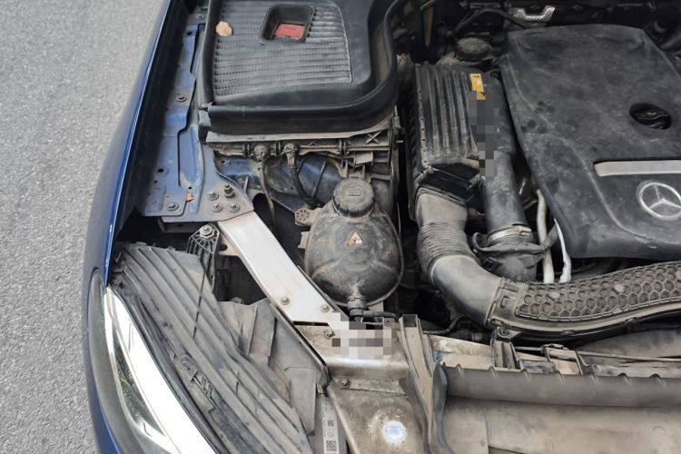 Used Mercedes-Benz GLC 2016 GLC 200 4MATIC Engine Bay Right