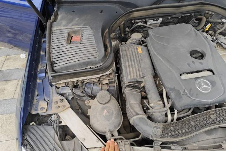 Used Mercedes-Benz GLC 2016 GLC 200 4MATIC Engine Bay Right