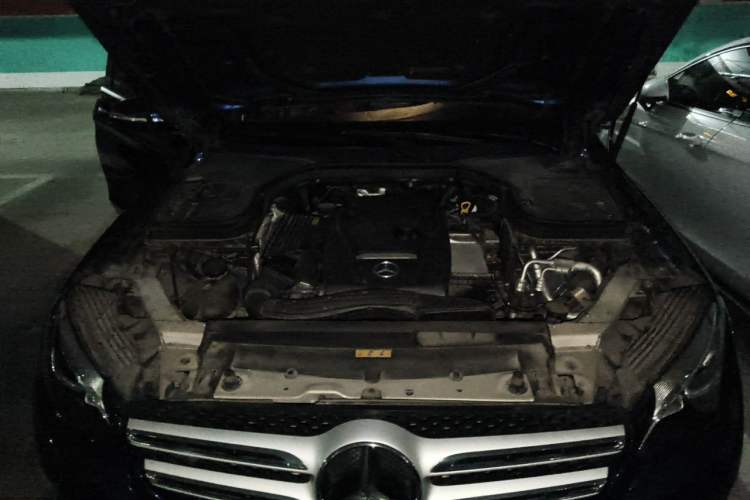 Used Mercedes-Benz GLC 2016 GLC 260 4MATIC Luxury Model Engine Bay