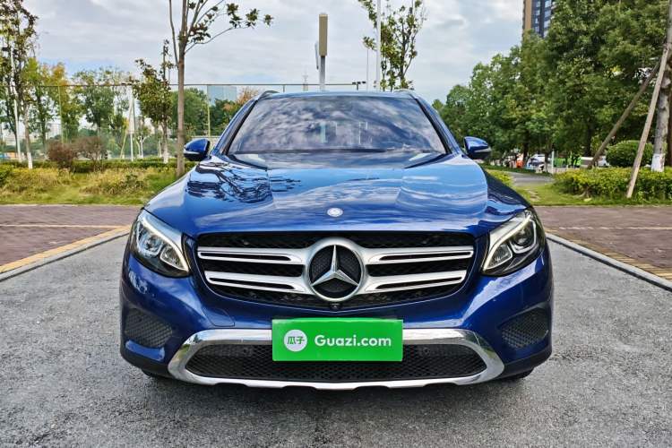 Used Mercedes-Benz GLC 2016 GLC 260 4MATIC Luxury Model Exterior 1