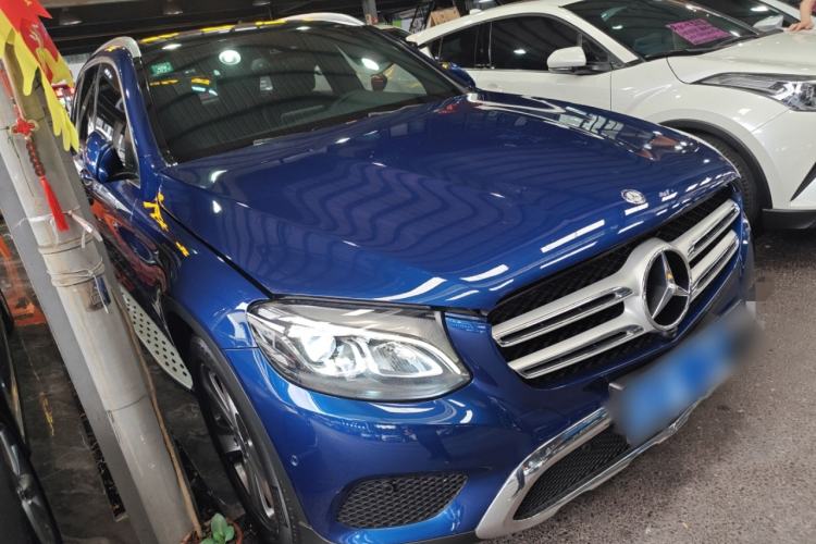 Used Mercedes-Benz GLC 2016 GLC 260 4MATIC Luxury Model Exterior 1