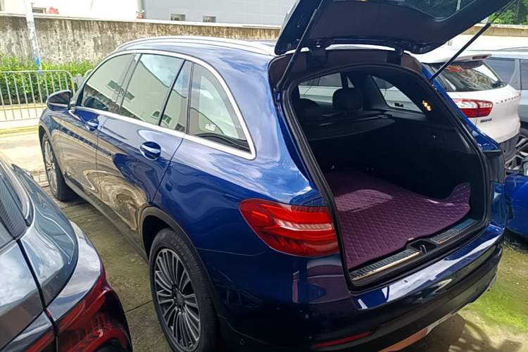 Used Mercedes-Benz GLC 2016 GLC 200 4MATIC Exterior 2