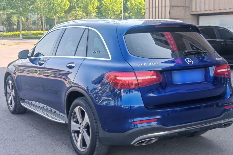 Used Mercedes-Benz GLC 2016 GLC 300 4MATIC Dynamic Model Exterior 4