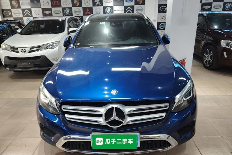 Used Mercedes-Benz GLC 2016 GLC 260 4MATIC Luxury Model Front
