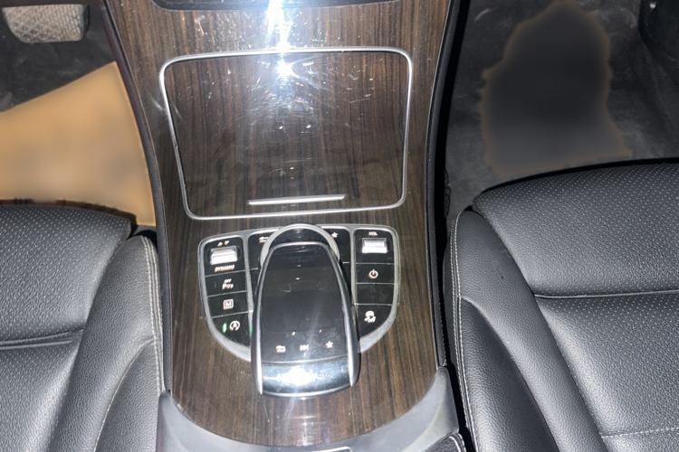 Used Mercedes-Benz GLC 2016 GLC 260 4MATIC Dynamic Edition Gear Lever