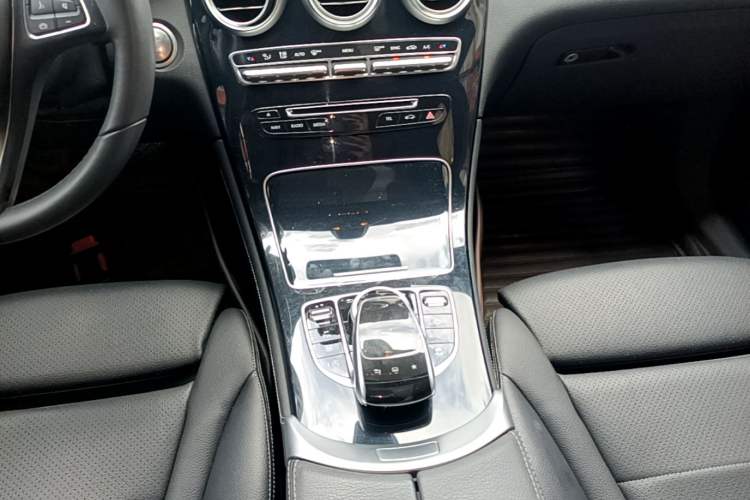 Used Mercedes-Benz GLC 2016 GLC 200 4MATIC Gear Lever