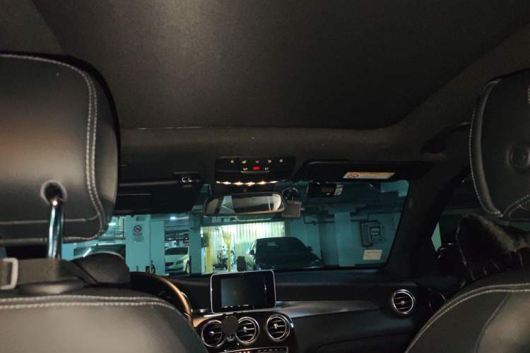 Used Mercedes-Benz GLC 2016 GLC 260 4MATIC Luxury Model Headliner
