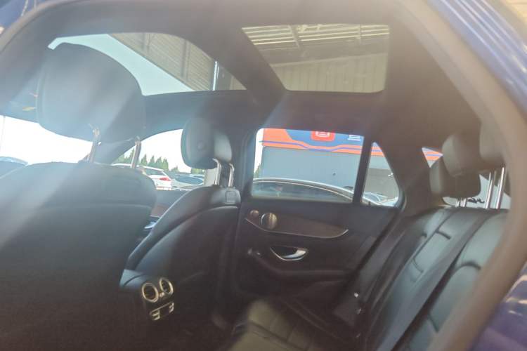 Used Mercedes-Benz GLC 2016 GLC 300 4MATIC Dynamic Model Headliner