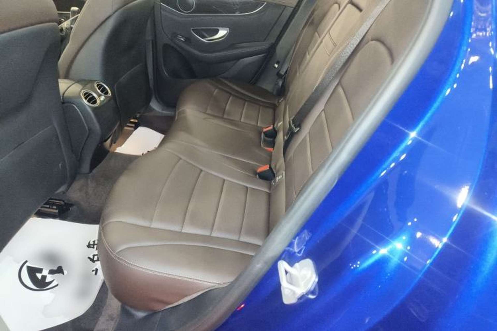 Used Mercedes-Benz GLC 2016 GLC 260 4MATIC Luxury Model Interior 4
