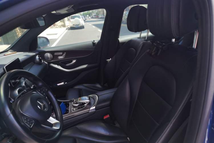 Used Mercedes-Benz GLC 2016 GLC 300 4MATIC Dynamic Model Left Front Seat