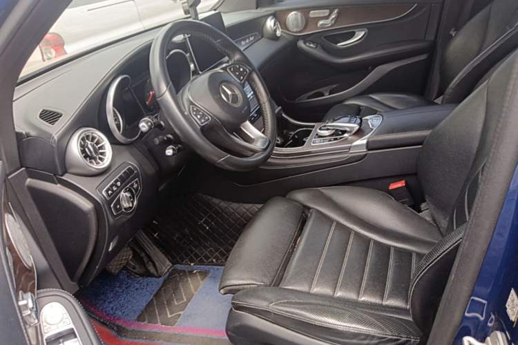 Used Mercedes-Benz GLC 2016 GLC 300 4MATIC Luxury Model Left Front Seat