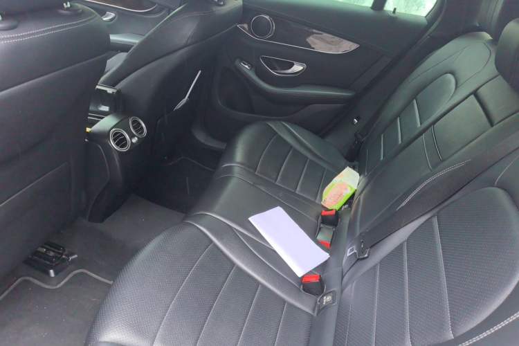 Used Mercedes-Benz GLC 2016 GLC 260 4MATIC Dynamic Edition Left Rear Seat
