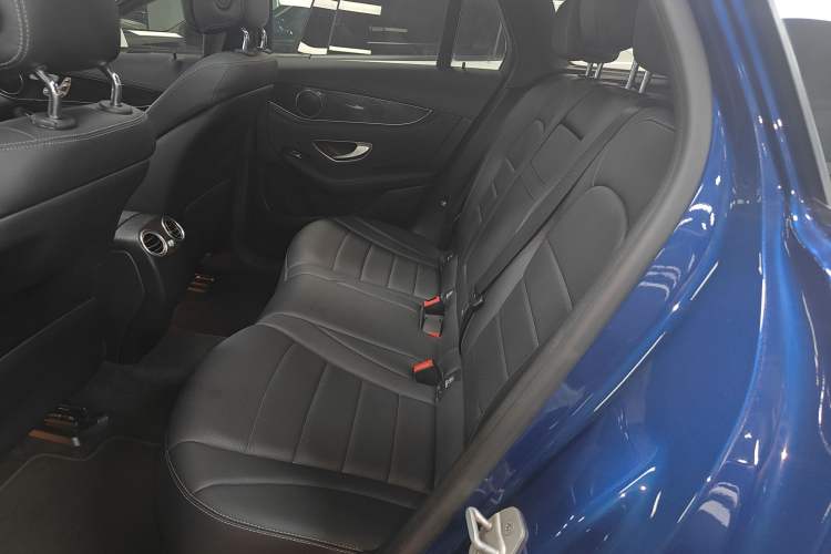 Used Mercedes-Benz GLC 2016 GLC 260 4MATIC Dynamic Edition Left Rear Seat