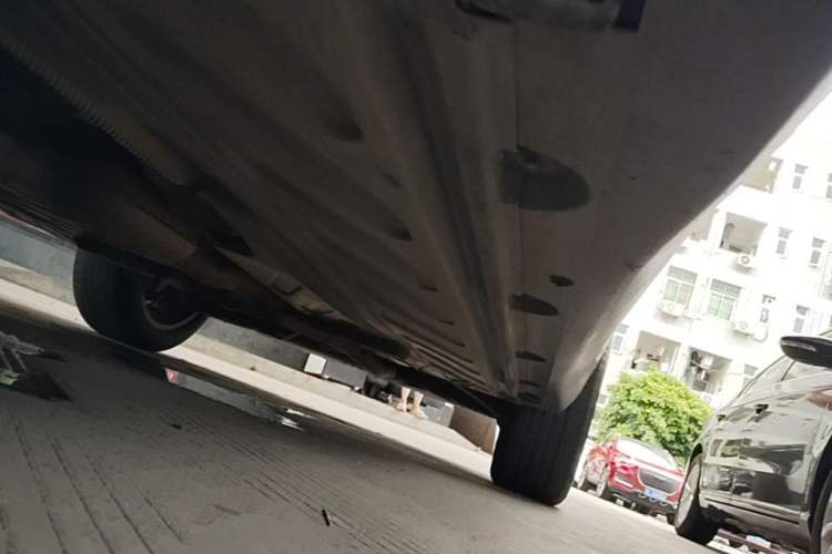 Used Mercedes-Benz GLC 2016 GLC 260 4MATIC Dynamic Edition Left Side Sill