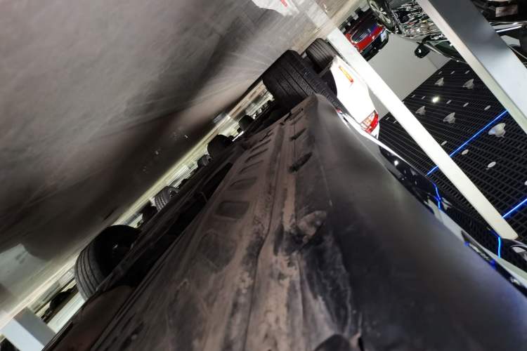 Used Mercedes-Benz GLC 2016 GLC 200 4MATIC Left Side Sill
