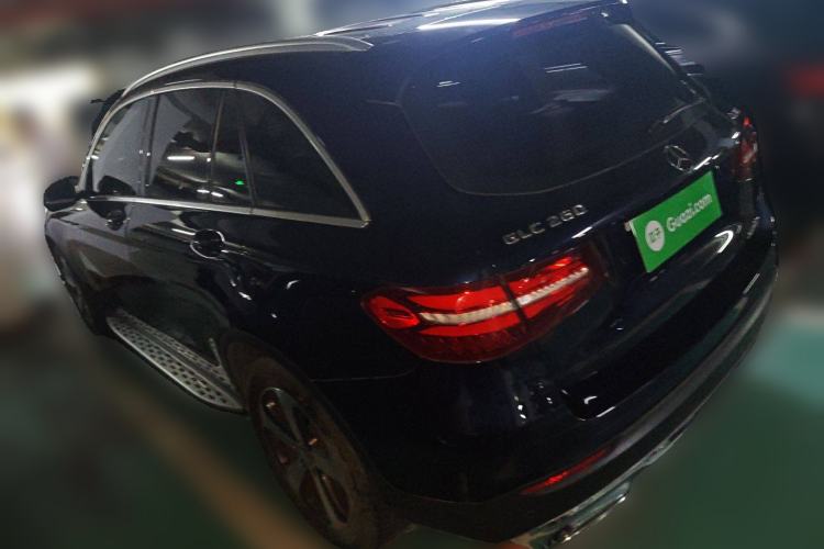 Used Mercedes-Benz GLC 2016 GLC 260 4MATIC Luxury Model Rear Left 45 Deg