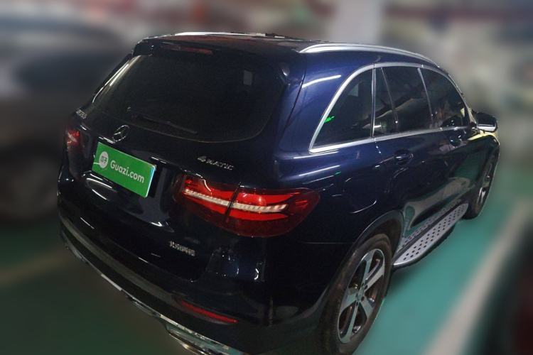 Used Mercedes-Benz GLC 2016 GLC 260 4MATIC Luxury Model Rear Right 45 Deg