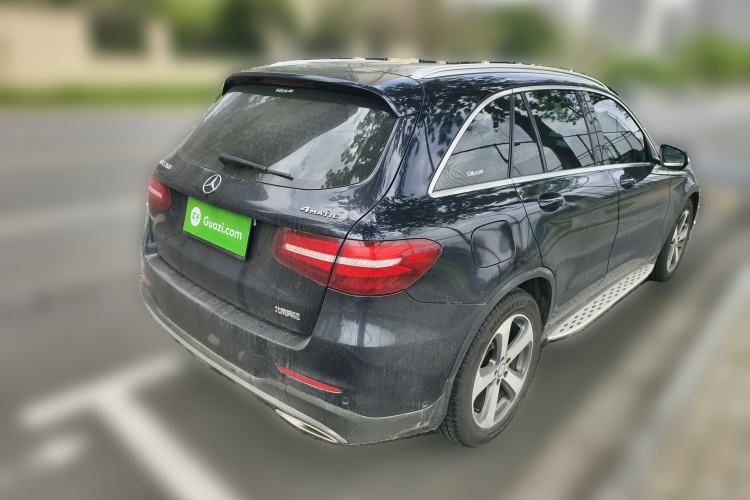 Used Mercedes-Benz GLC 2016 GLC 260 4MATIC Luxury Model Rear Right 45 Deg