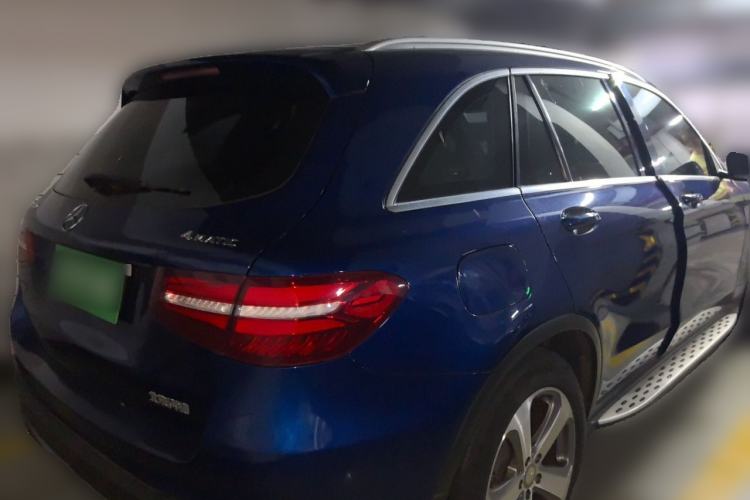 Used Mercedes-Benz GLC 2016 GLC 260 4MATIC Luxury Model Rear Right 45 Deg
