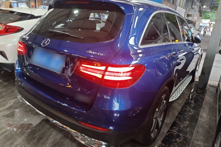 Used Mercedes-Benz GLC 2016 GLC 260 4MATIC Luxury Model Rear Right 45 Deg