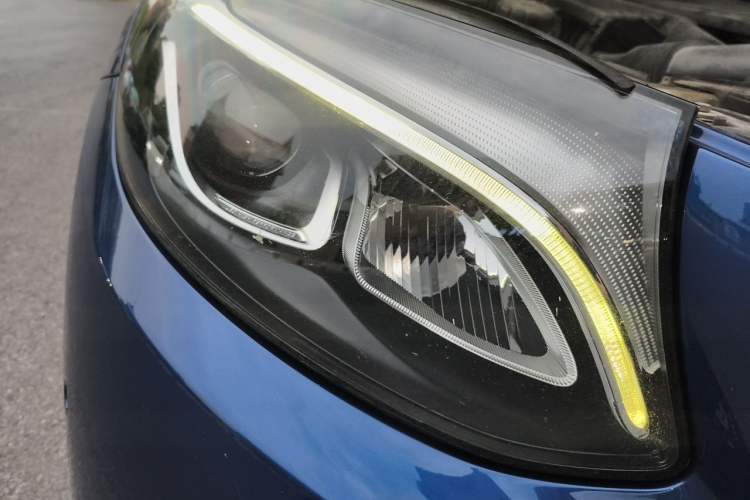 Used Mercedes-Benz GLC 2016 GLC 200 4MATIC Right Front Headlight