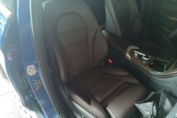 Used Mercedes-Benz GLC 2016 GLC 300 4MATIC Dynamic Model Right Front Seat